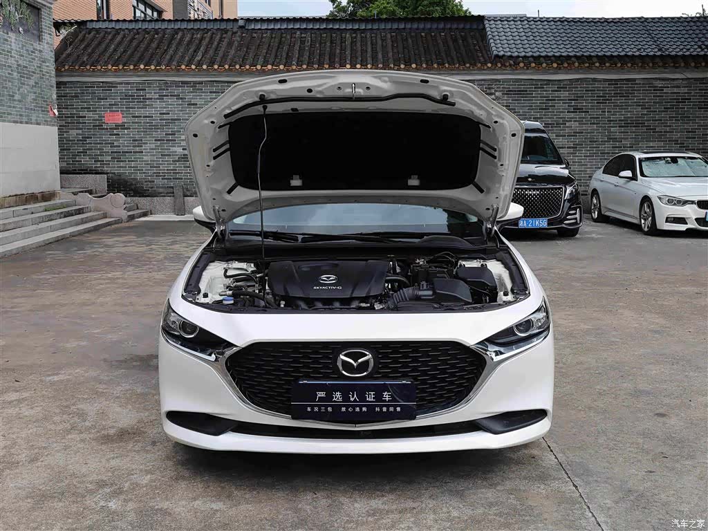 Mazda Mazda3, 2023 14