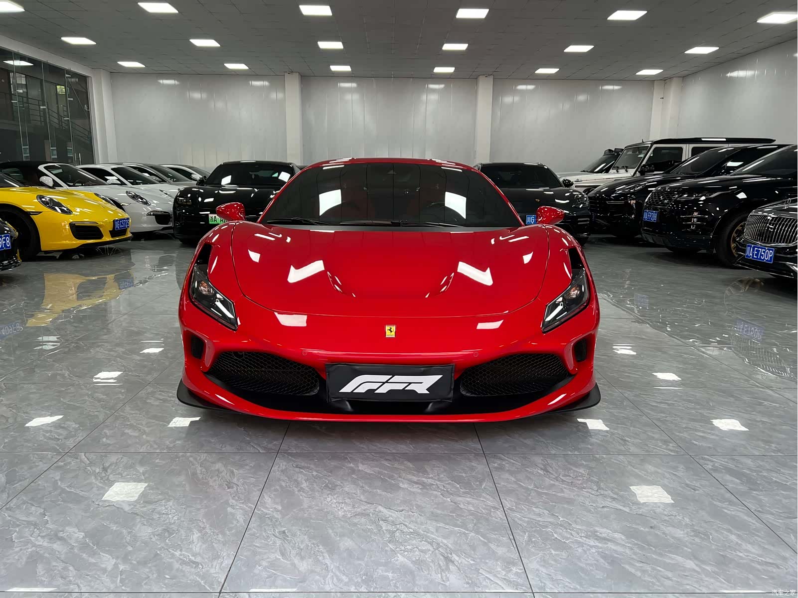 Ferrari F8, 2023 10