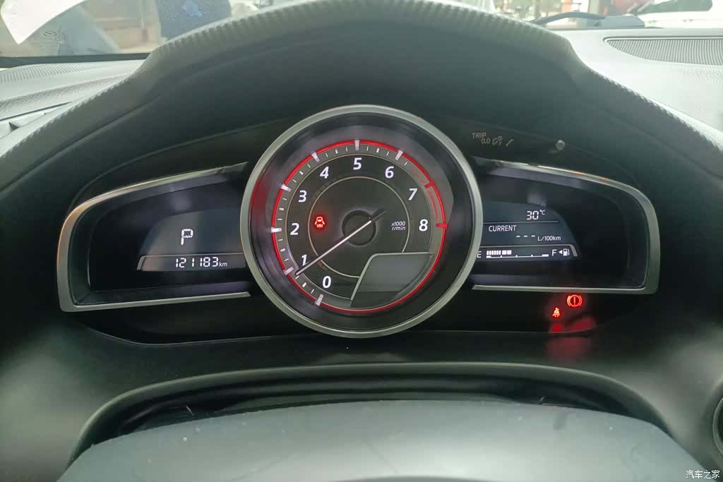 Mazda Mazda3, 2015 14