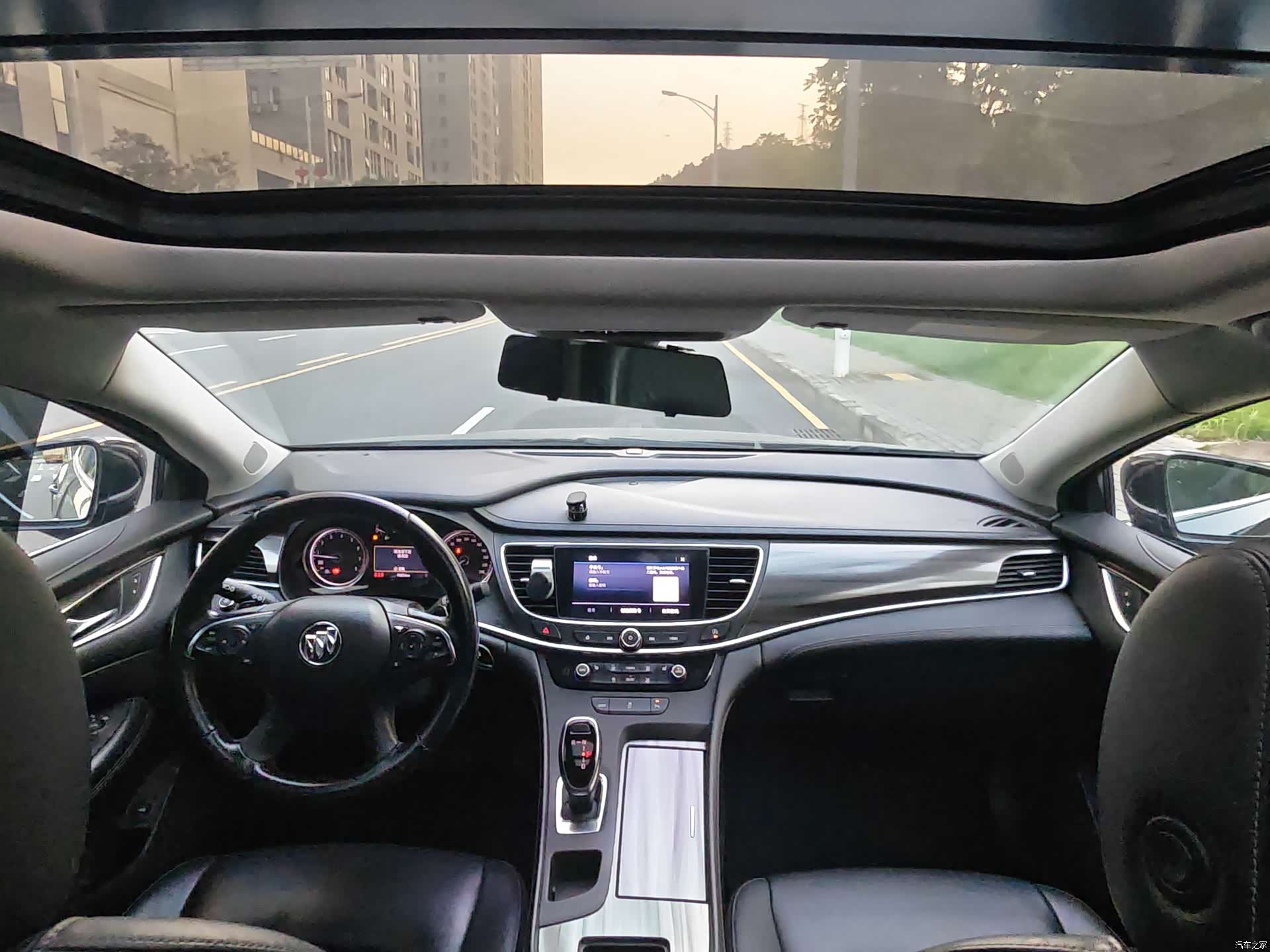 Buick LaCrosse, 2021 12