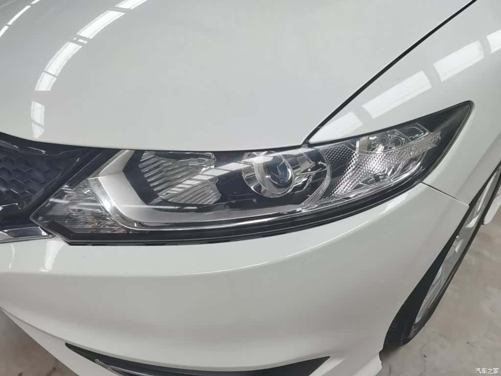 Honda Jade, 2015 24
