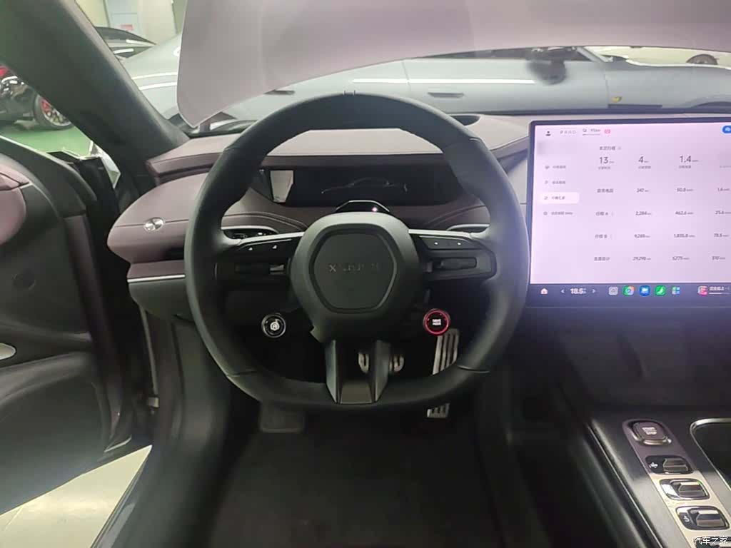Xiaomi SU7, 2025 11