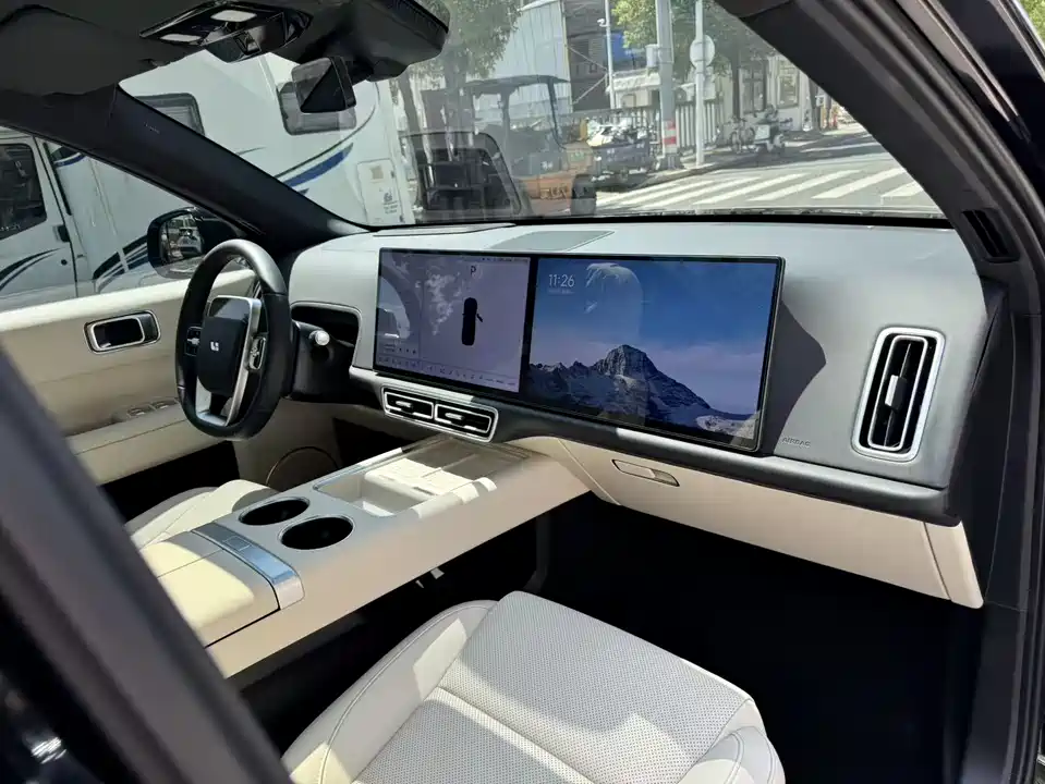 Li Auto Ideal L6