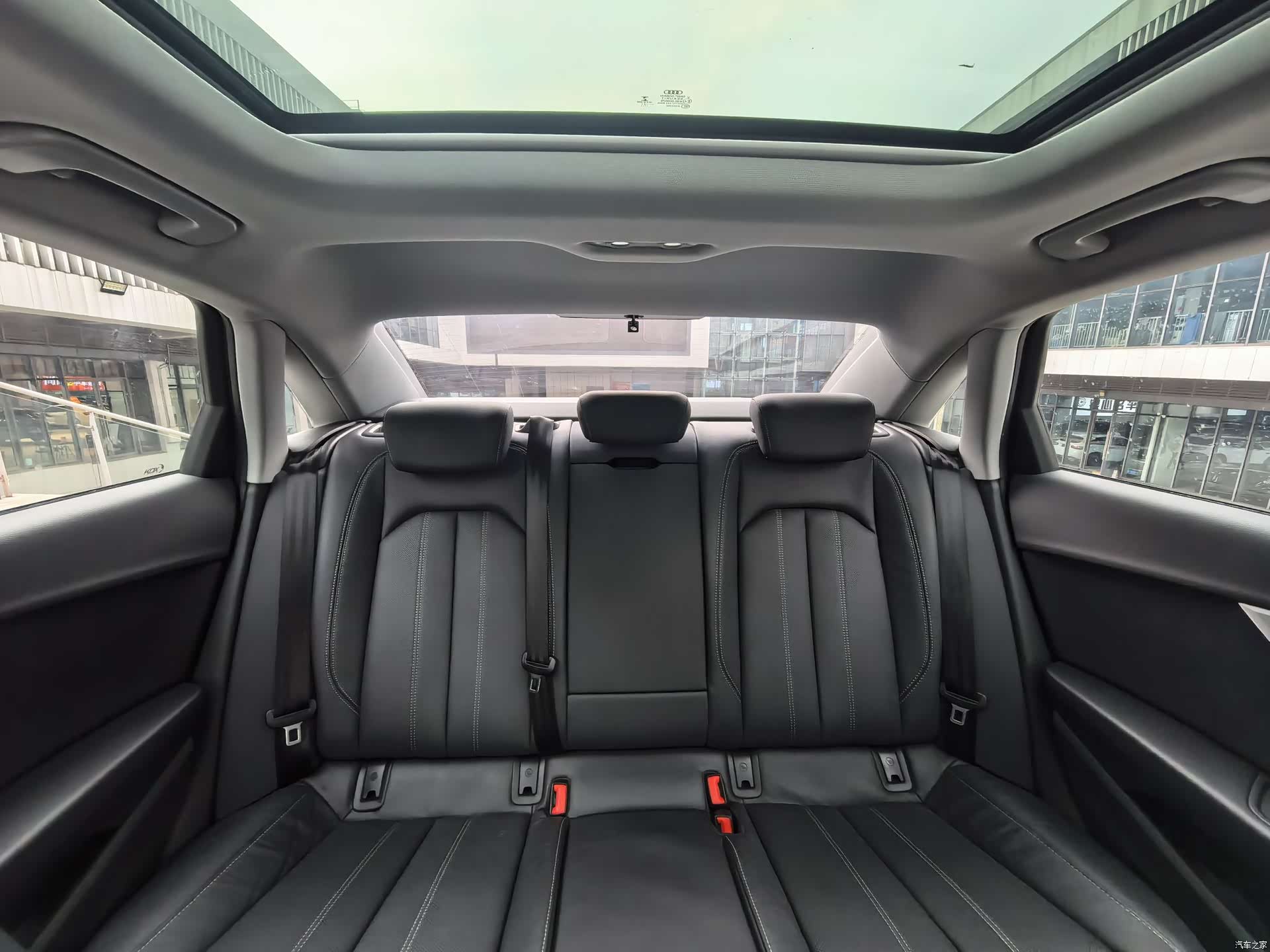 Audi A4L, 2021 13