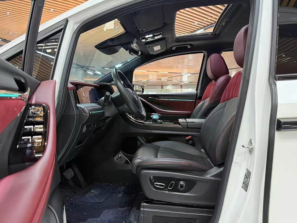 Trumpchi Trumpchi M8