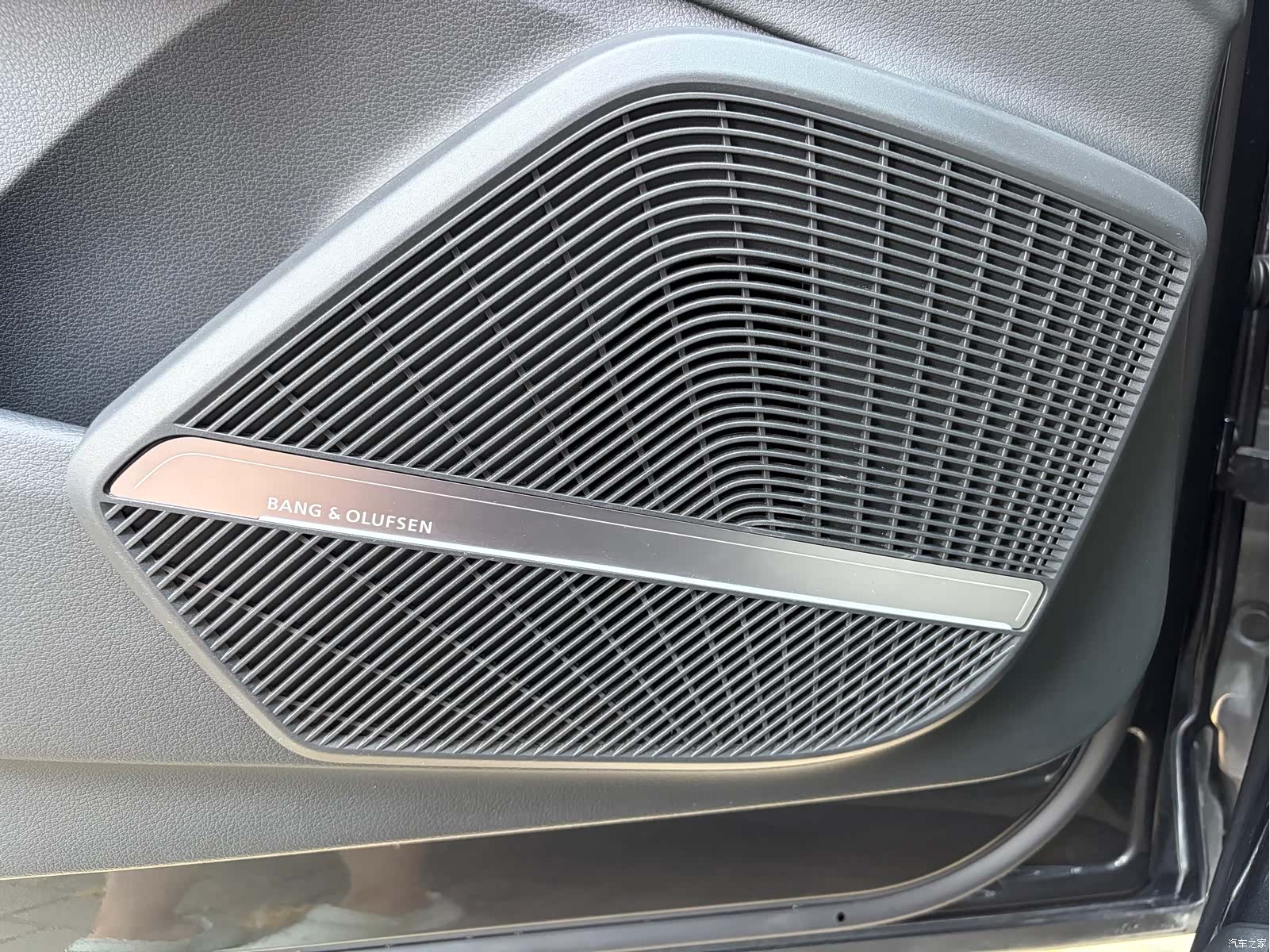 Audi Q5L, 2022 13