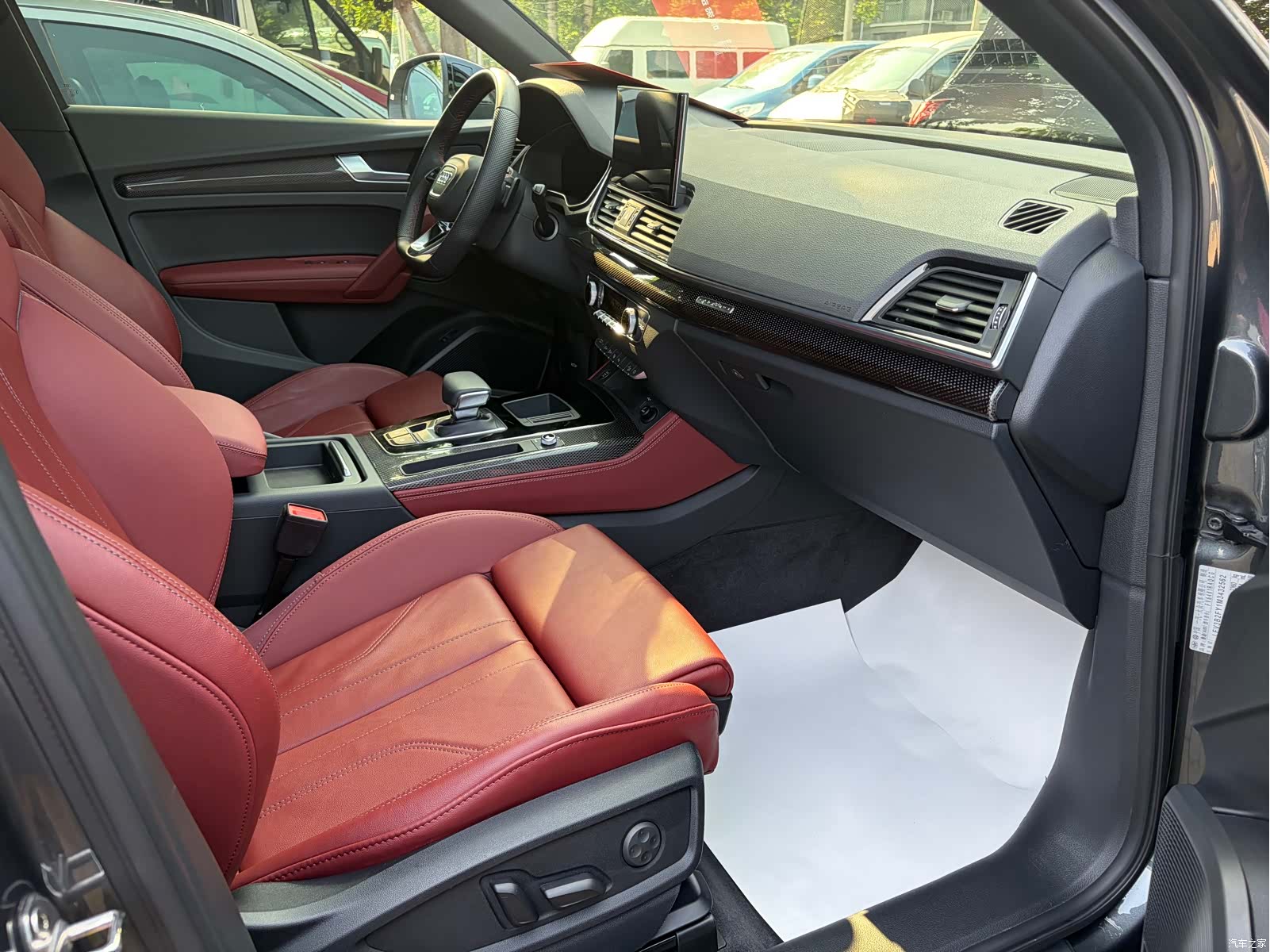 Audi Q5L, 2022 32