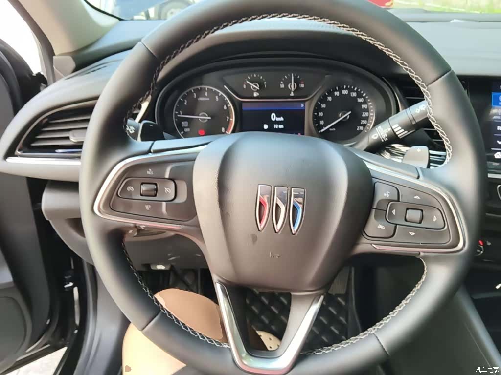 Buick Regal, 2026 11