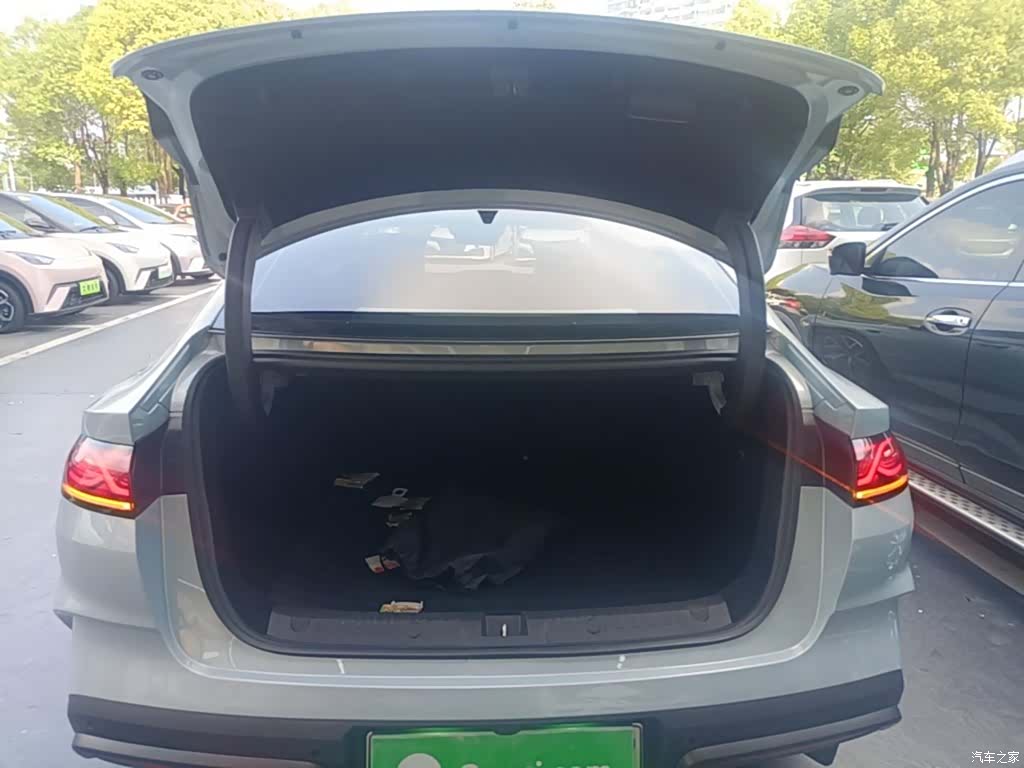 BYD Qin, 2025 19
