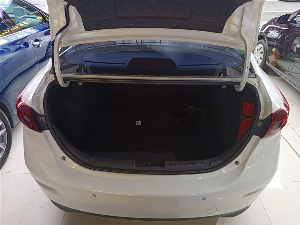 Mazda 3 Angkesaila Mazda 3 Angkesaila
