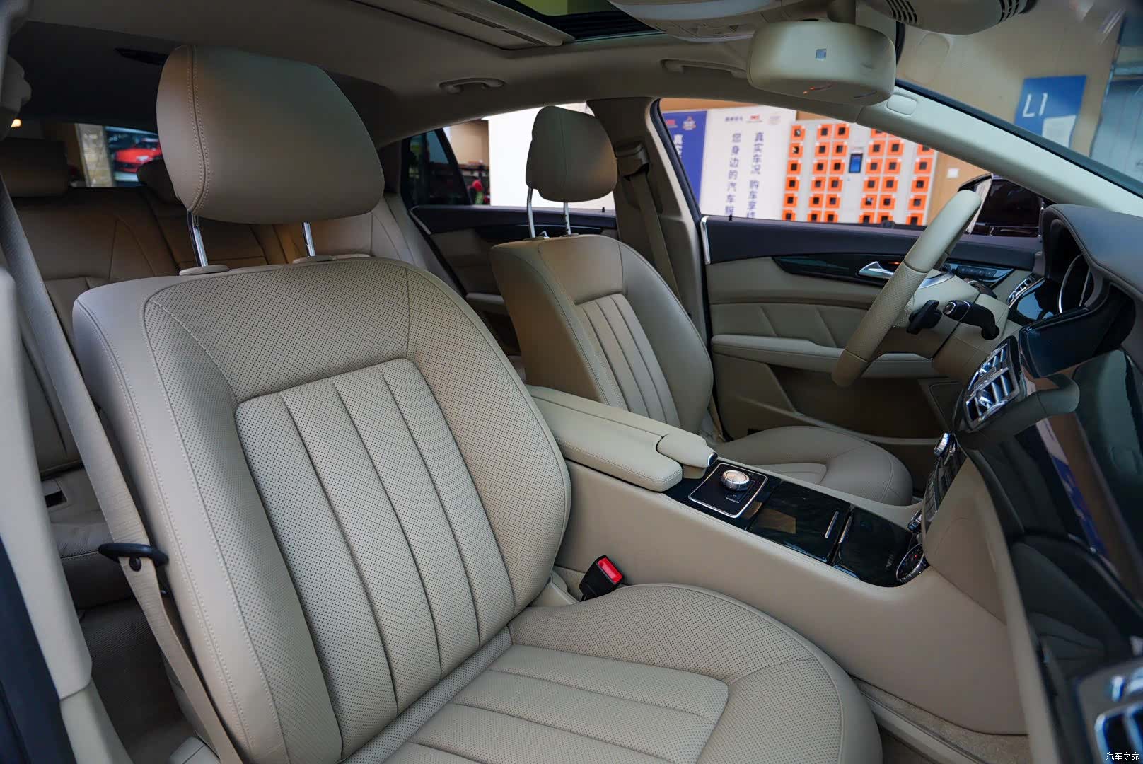 Mercedes-Benz CLS, 2014 16