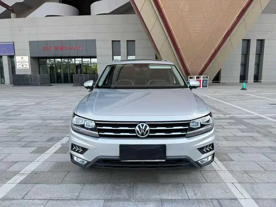 Volkswagen Tiguan L