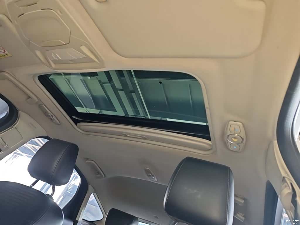 Ford Focus, 2015 18