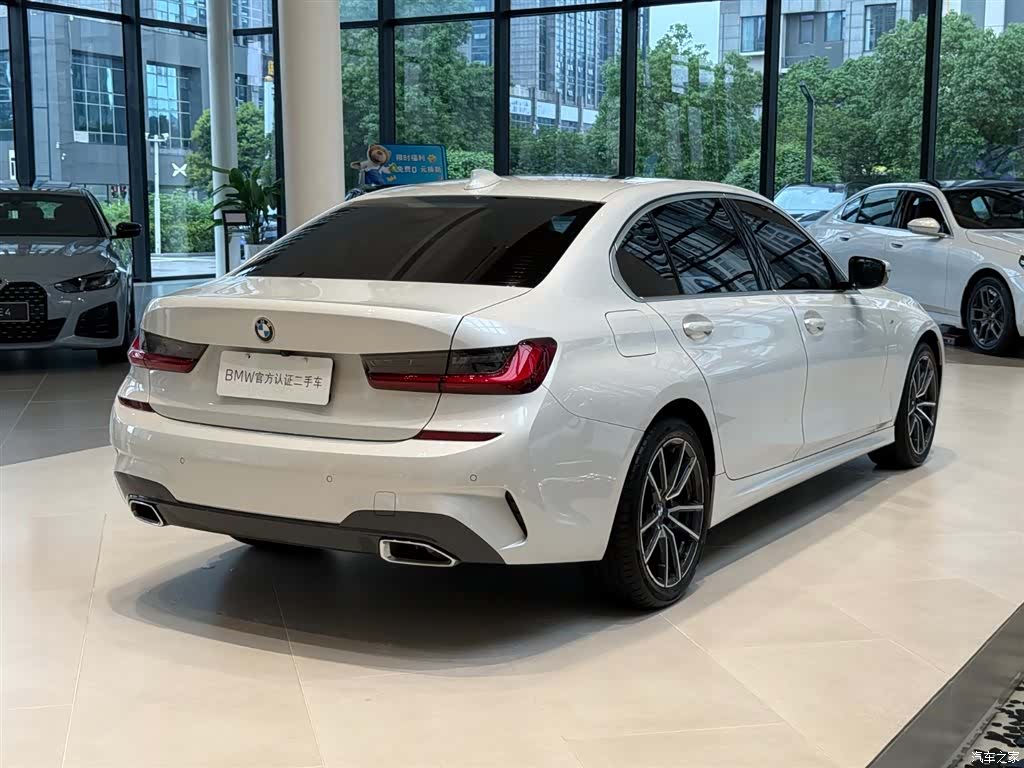 BMW 3 Series, 2022 6