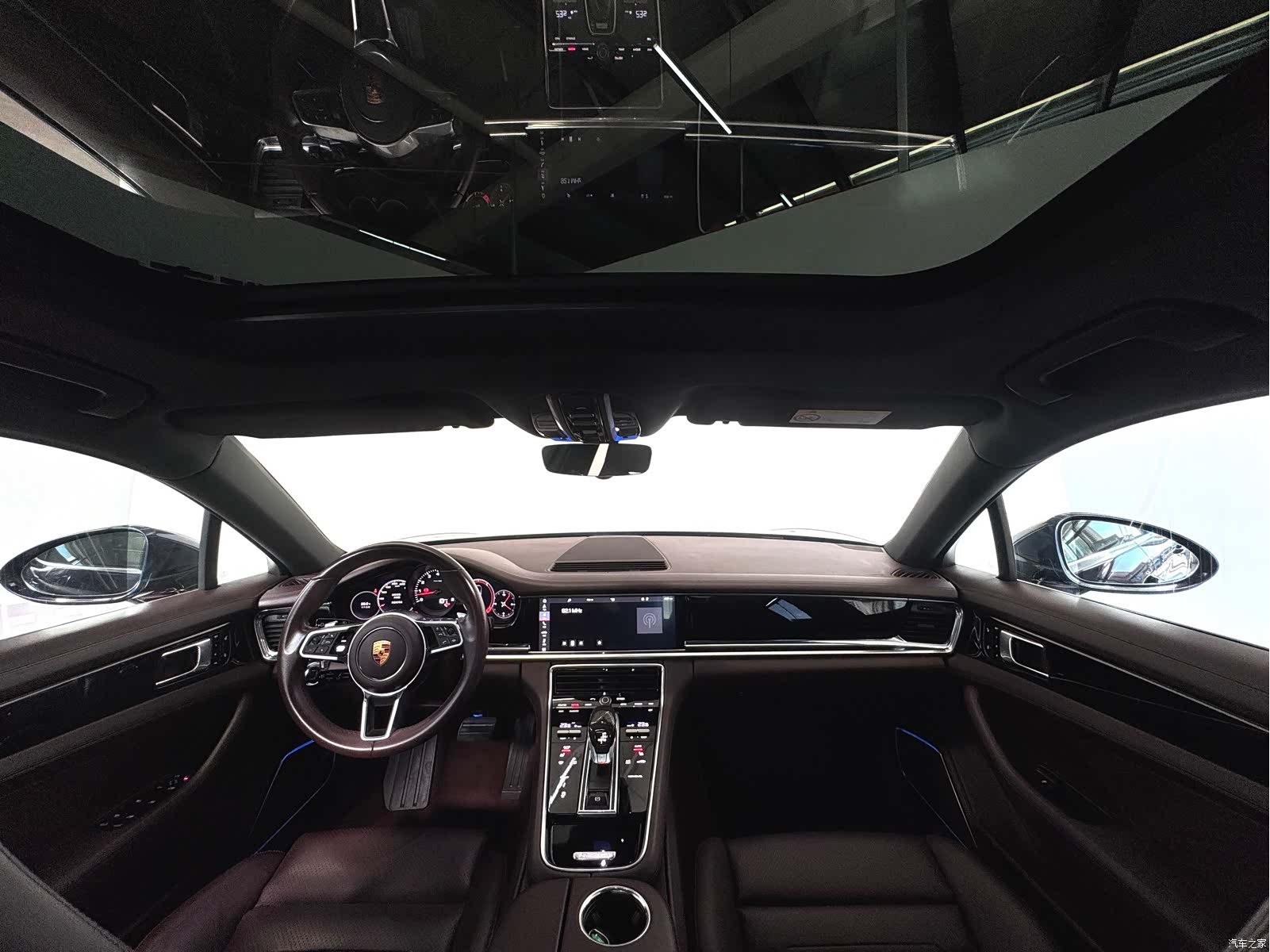 Porsche Panamera, 2018 9