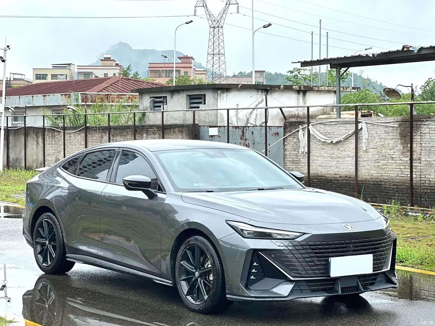 Changan UNI-V, 2022 3