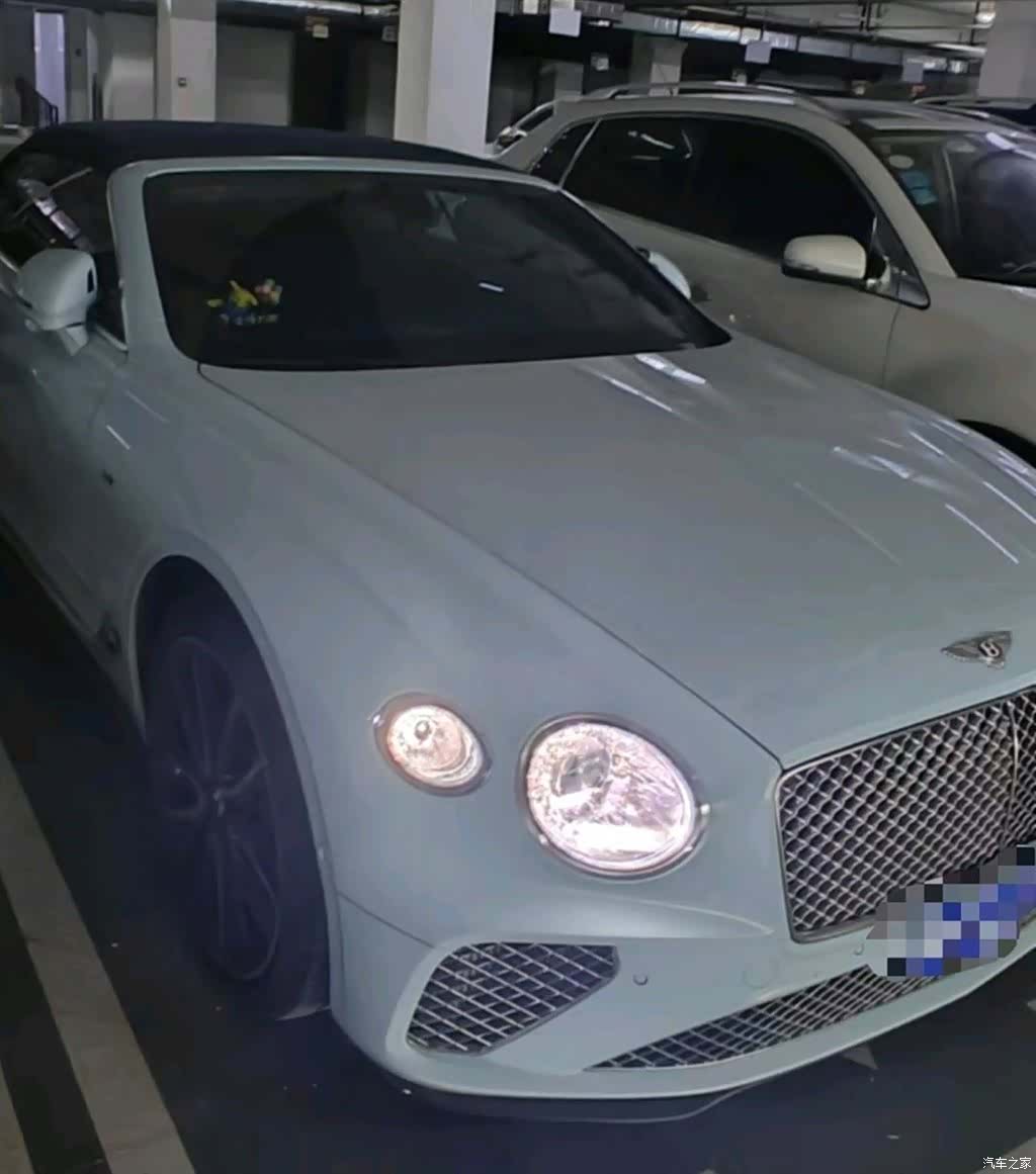 Bentley Continental GT, 2022 3