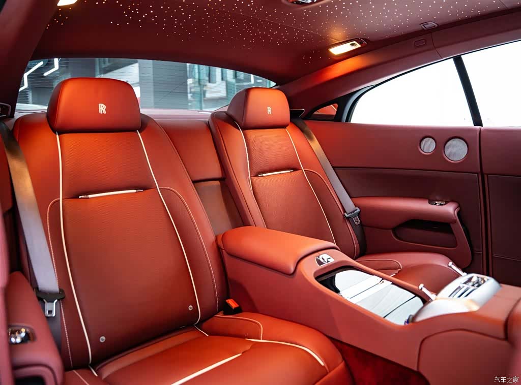 Rolls-Royce Wraith, 2017 13