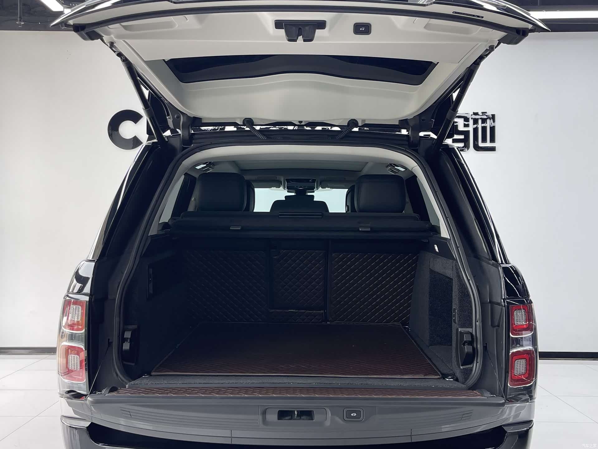 Land Rover Range Rover, 2022 23