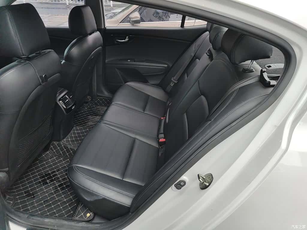 Kia K4, 2015 17