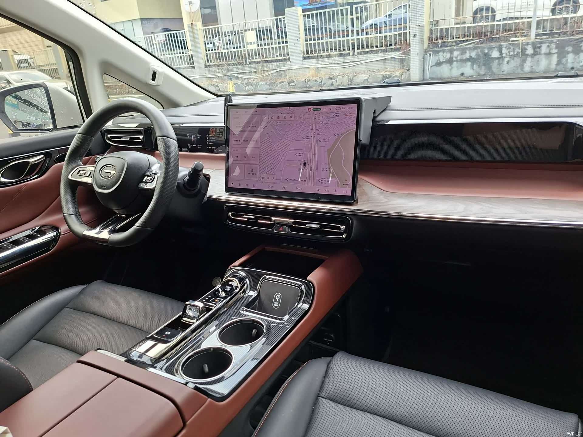 Trumpchi E8, 2024 11