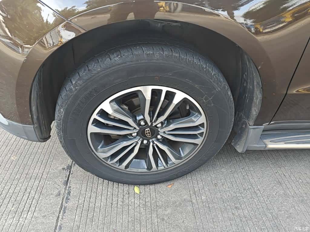Geely X6, 2017 23