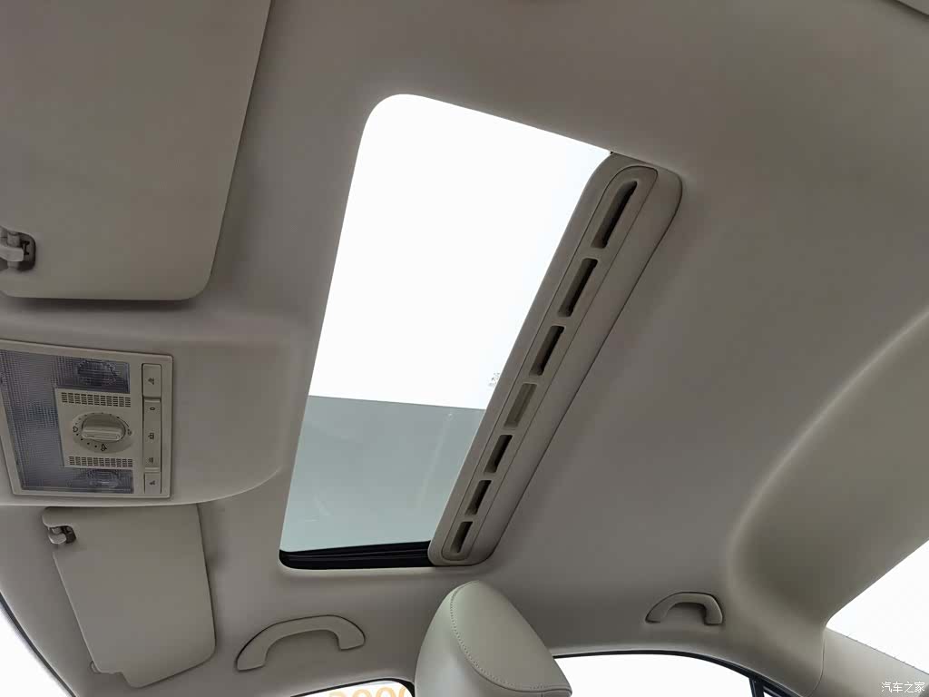 Skoda Rapid, 2014 14