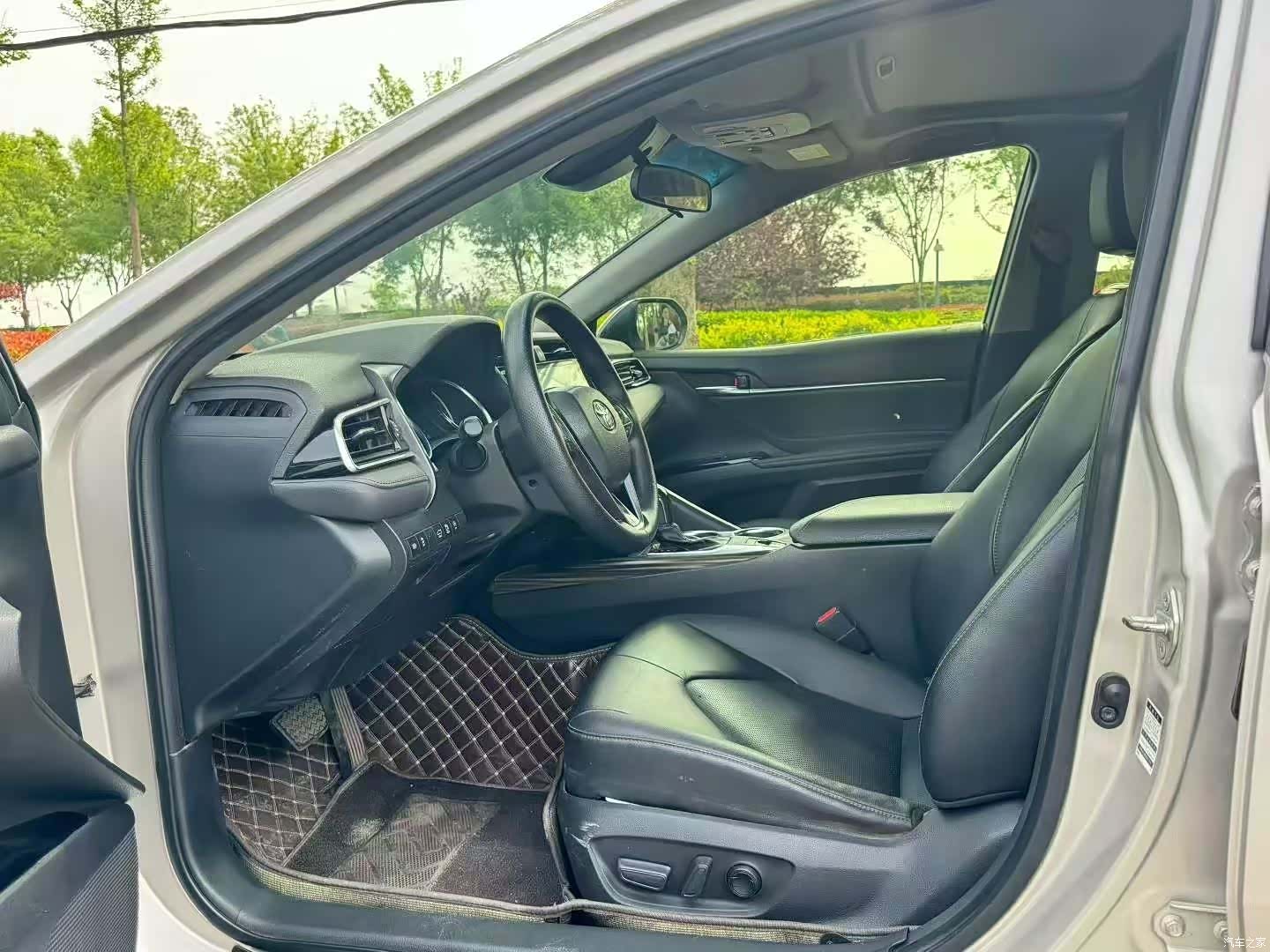 Toyota Camry, 2019 4
