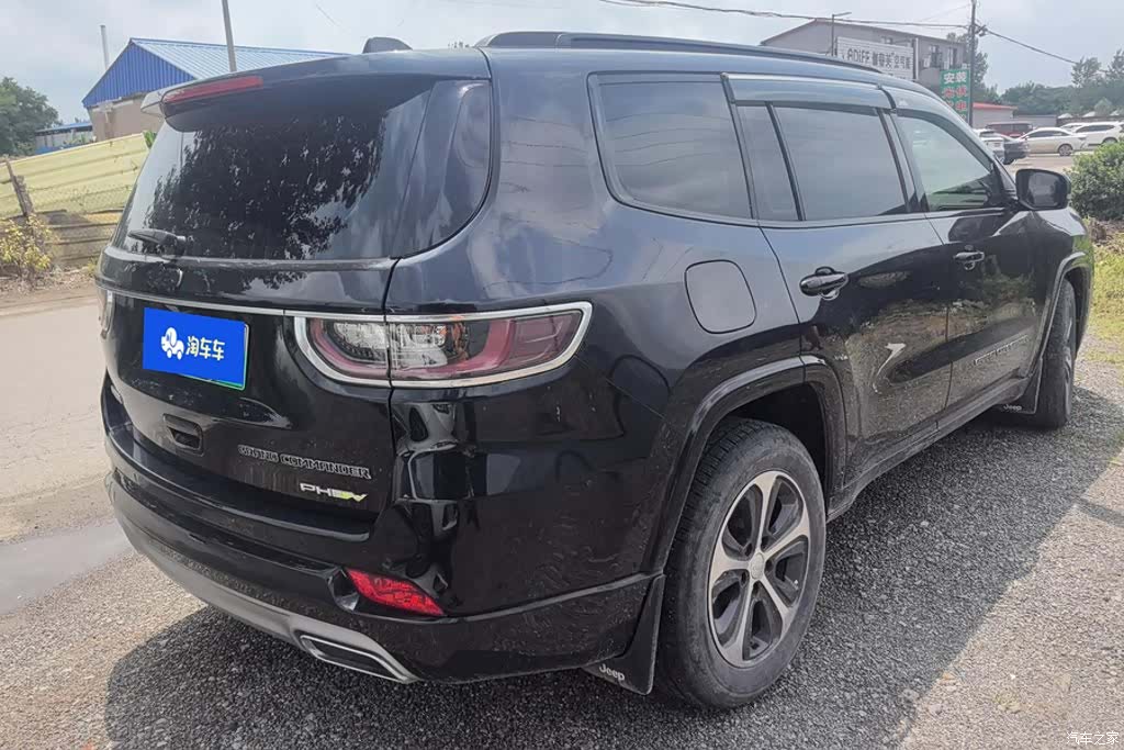 Jeep Grand Commander, 2021 3