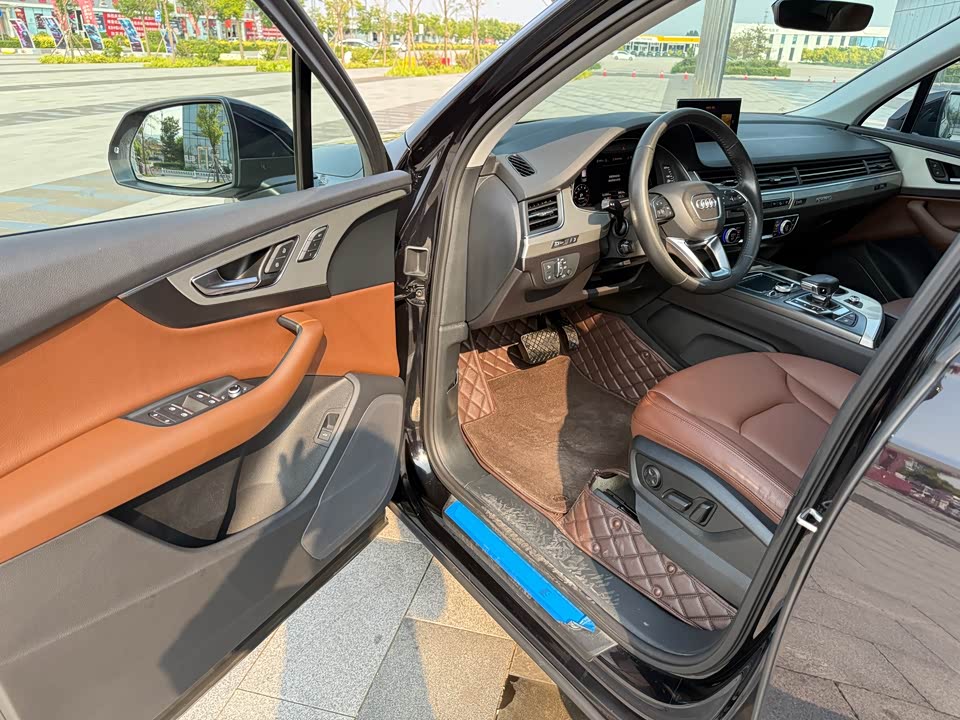 Audi Q7 Audi Q7