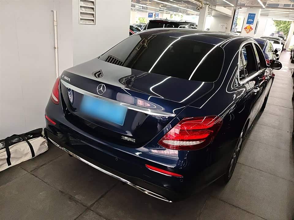 Mercedes-Benz E-class Mercedes-Benz E-class