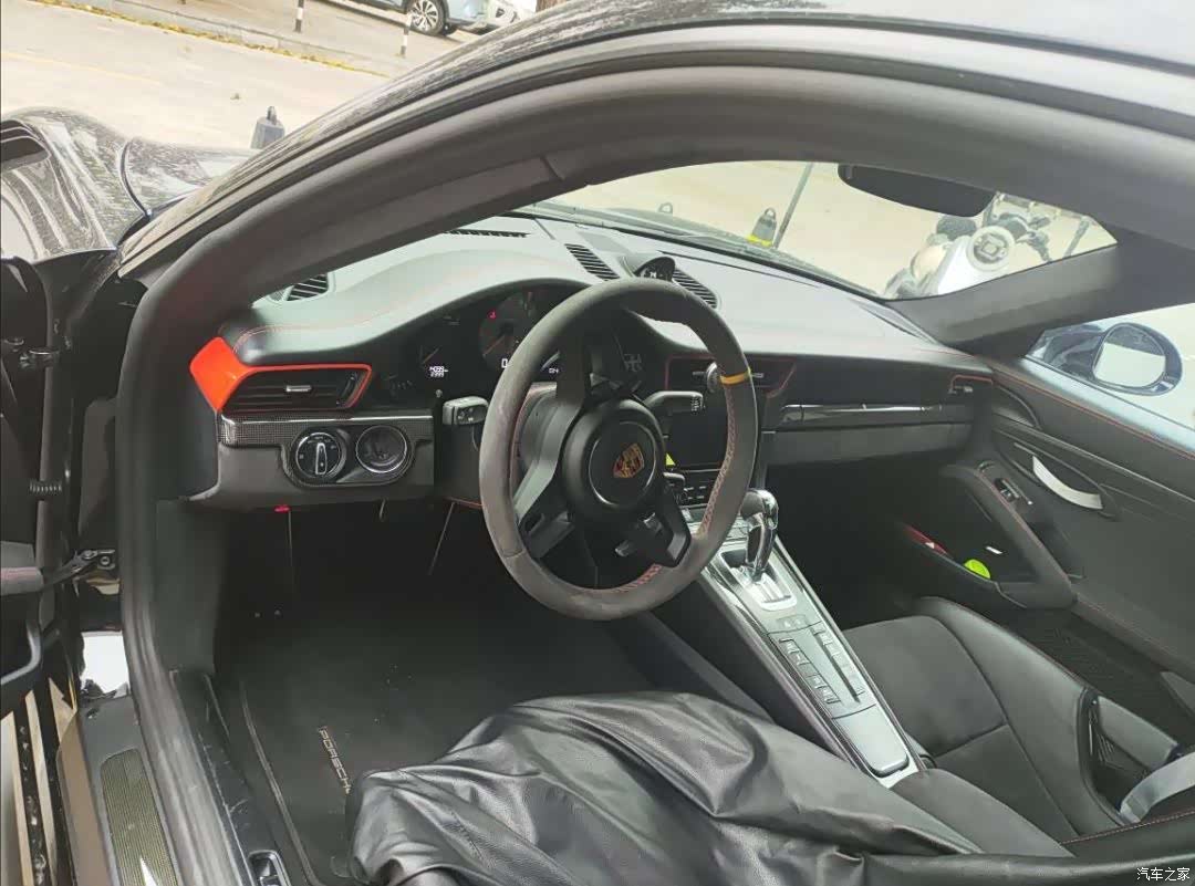 Porsche 911, 2020 4