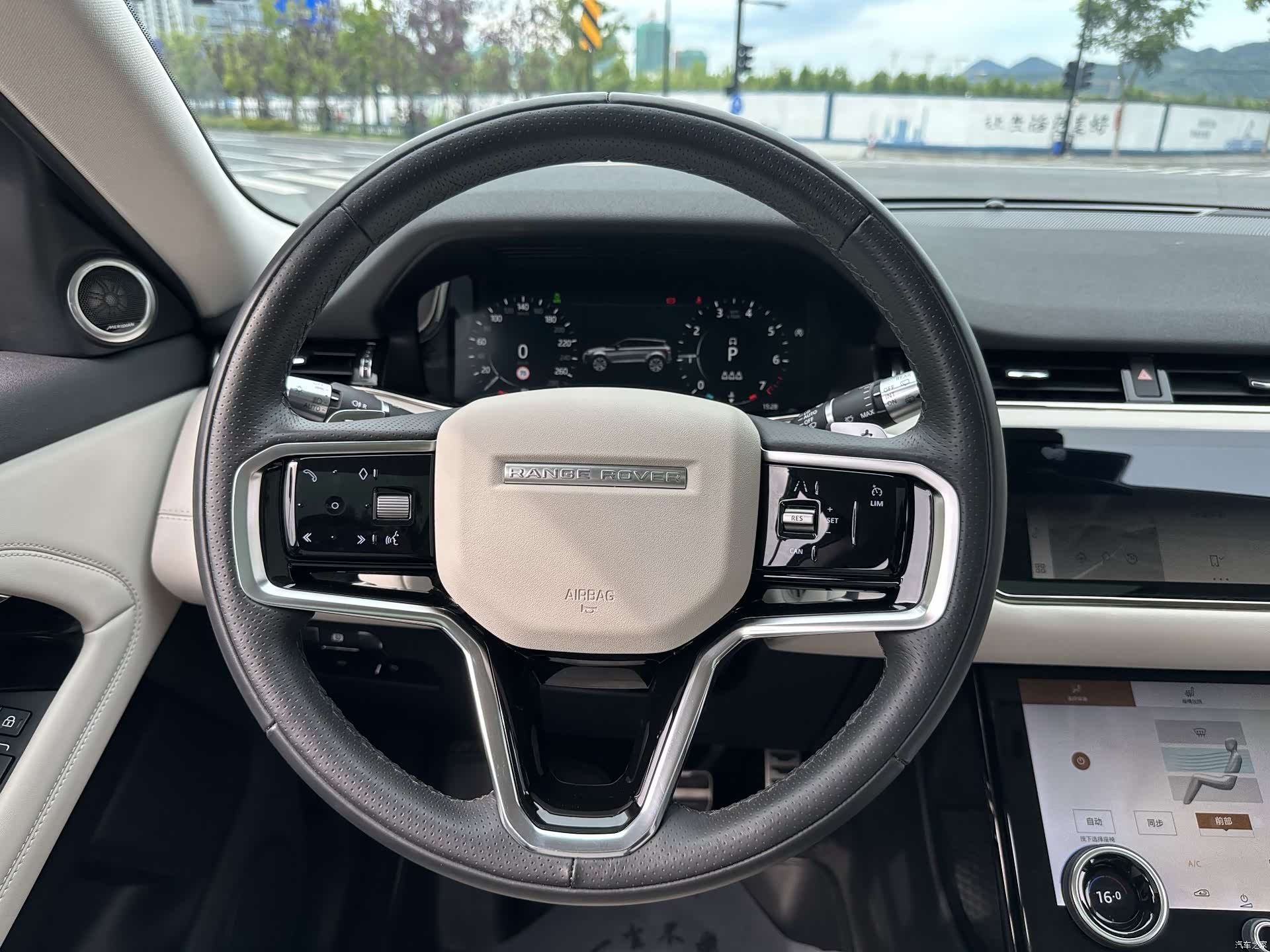 Land Rover Range Rover, 2022 17