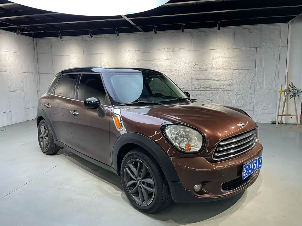 MINI COUNTRYMAN