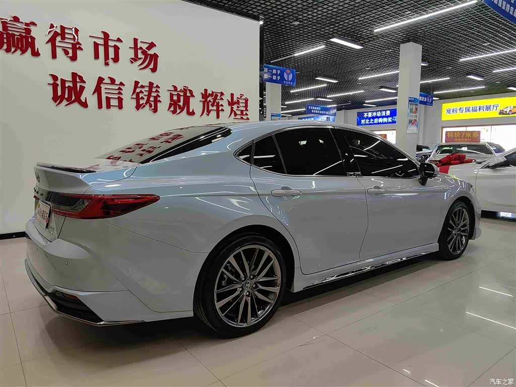 Toyota Camry, 2024 4
