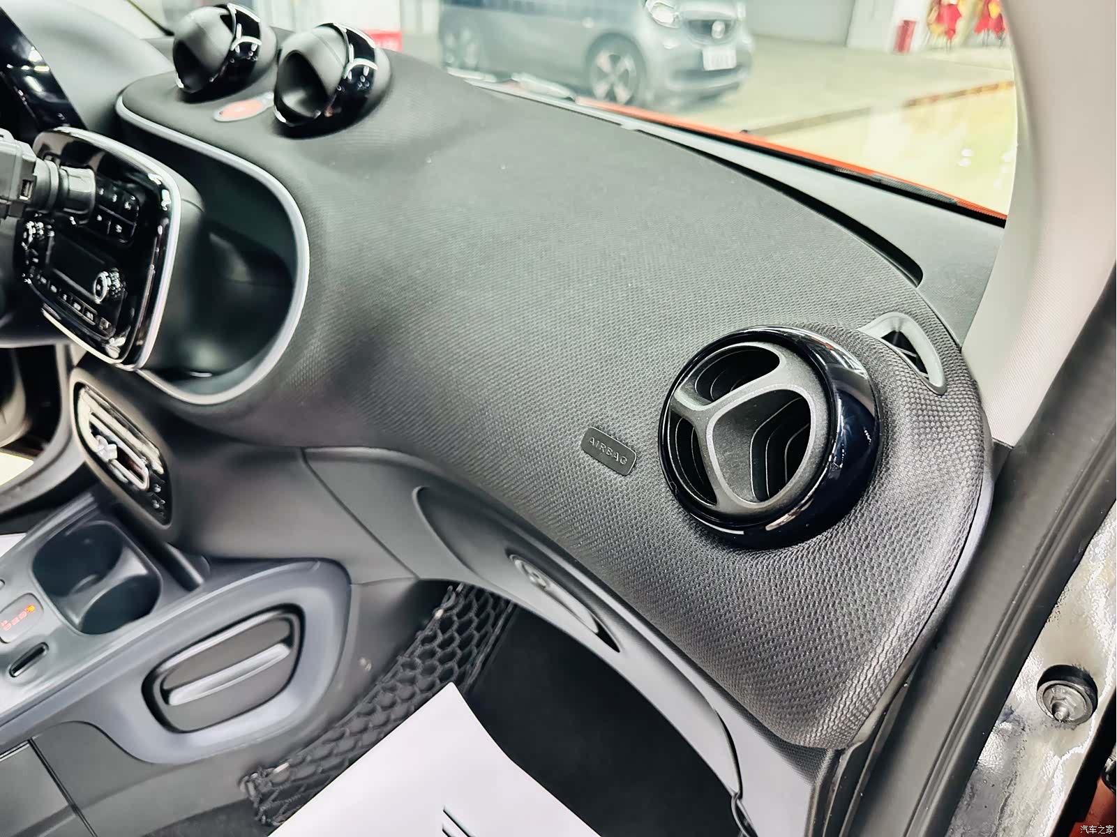 Smart Fortwo, 2018 25