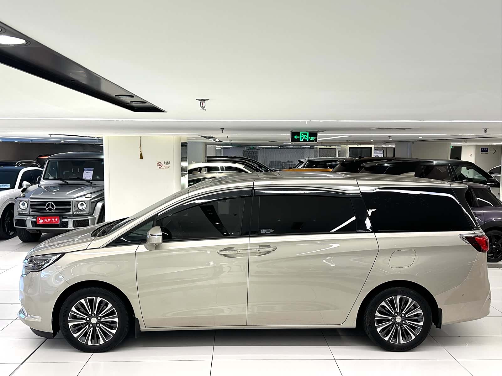Buick GL8, 2022 4