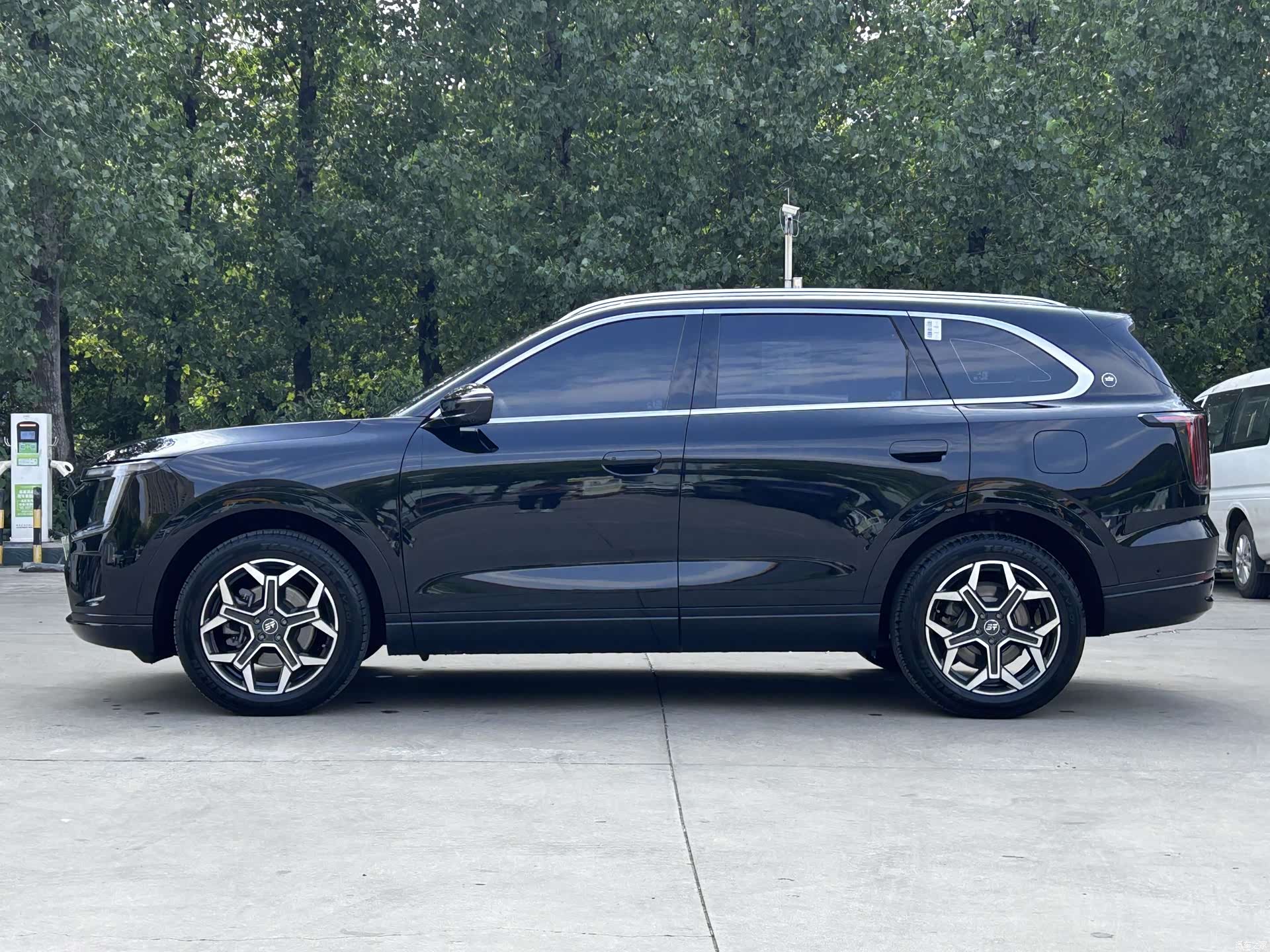 Jetour L7, 2025 7