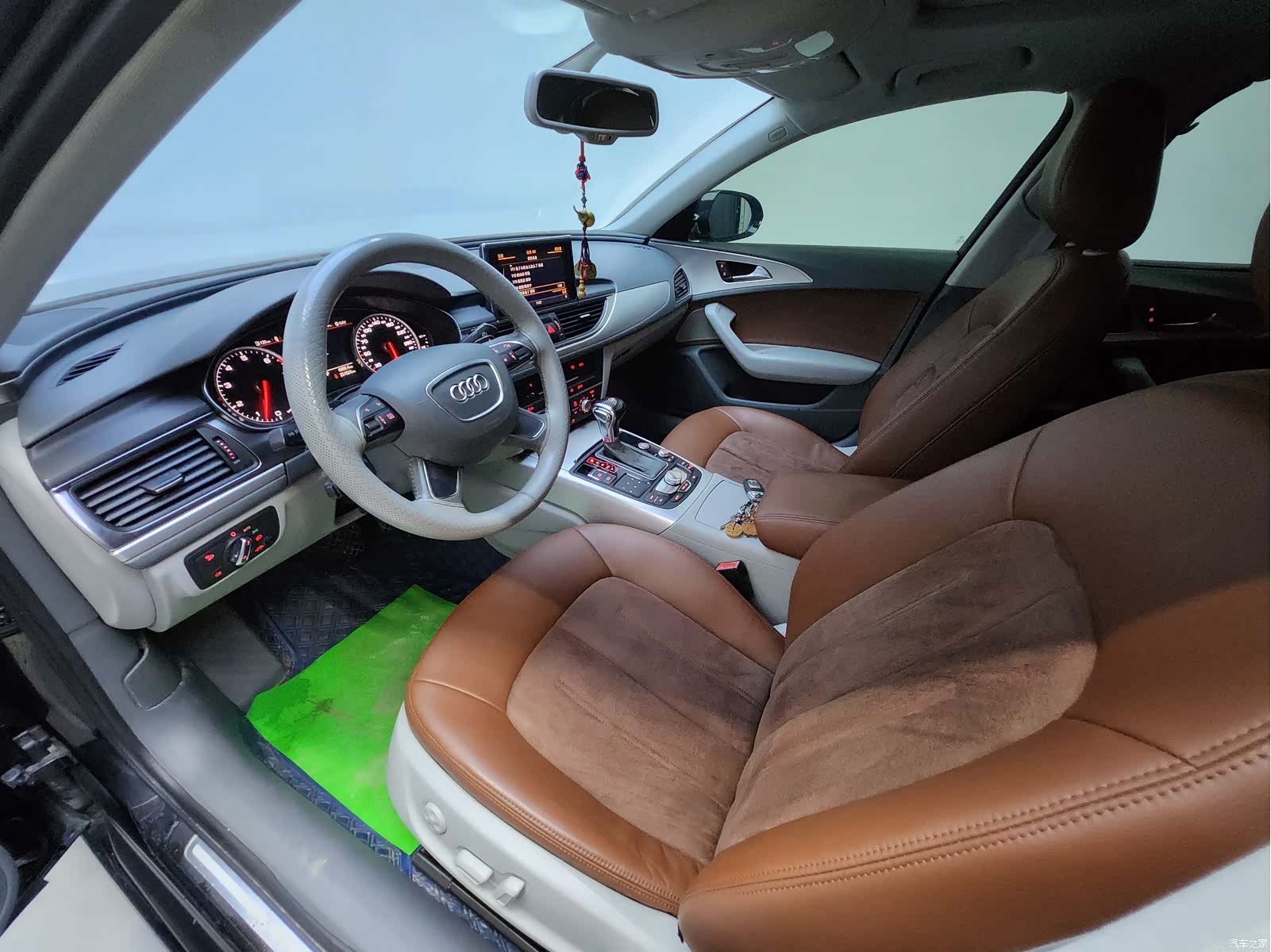 Audi A6L, 2013 все фото