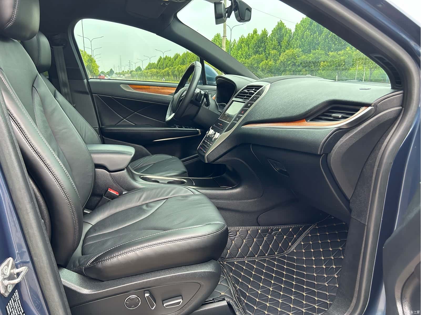 Lincoln MKC, 2019 9