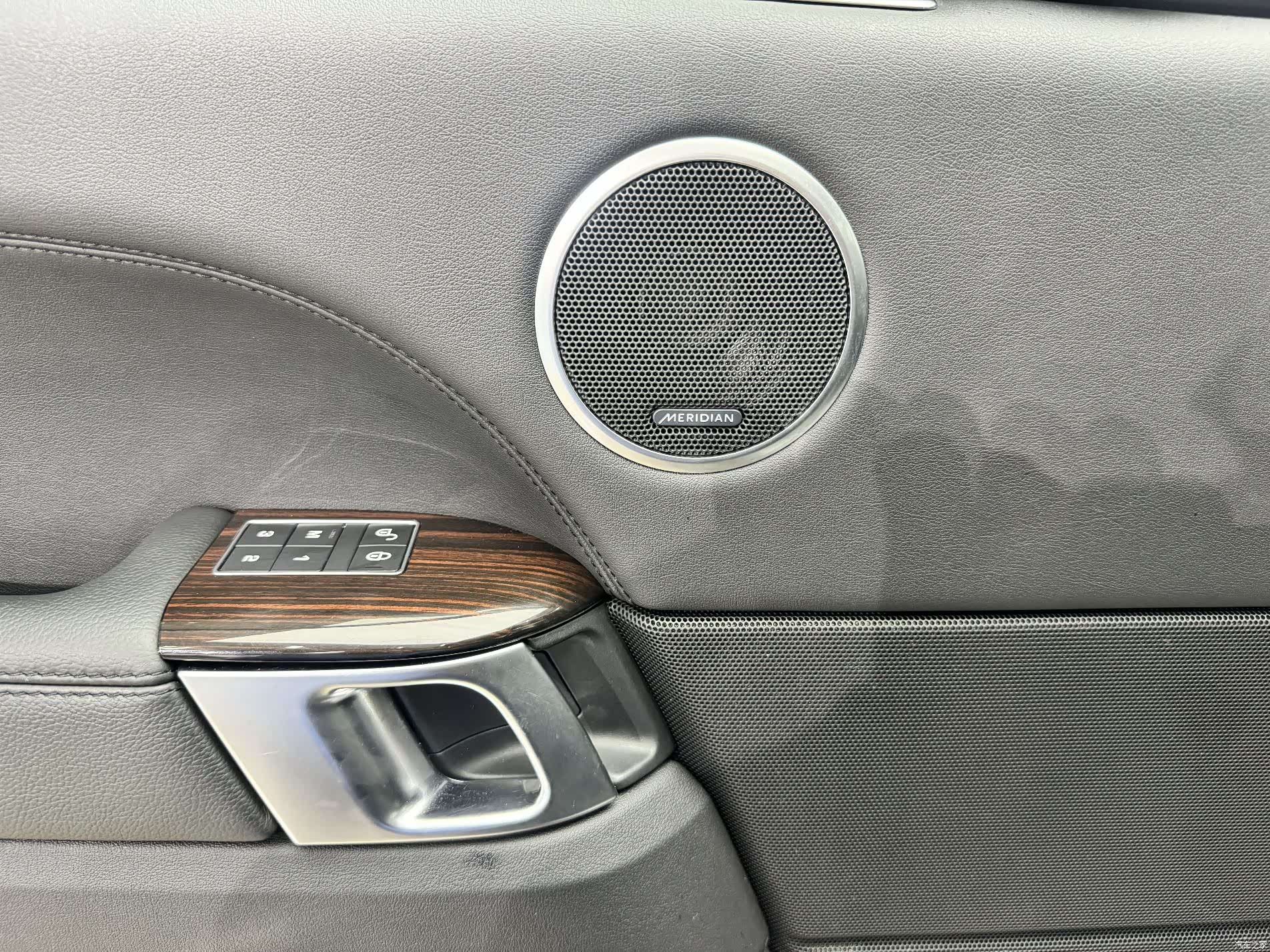 Land Rover Range Rover, 2018 16