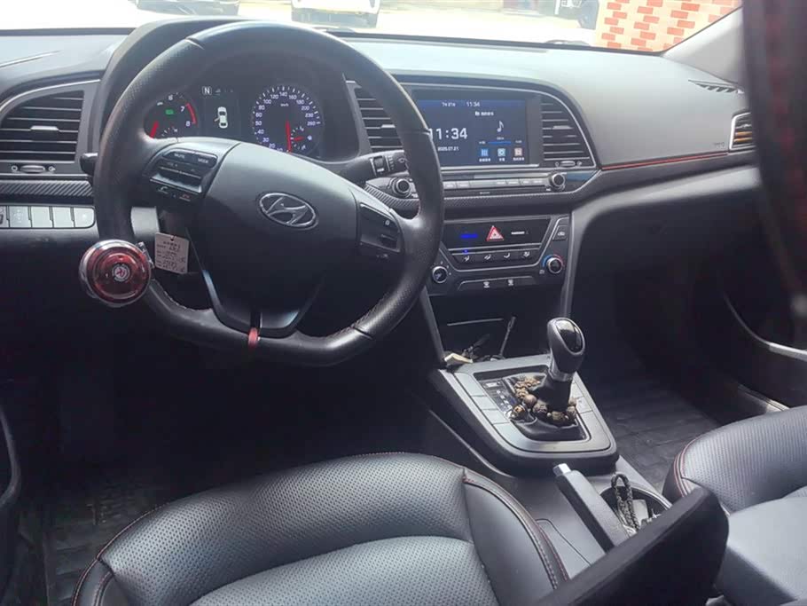 Hyundai Lead