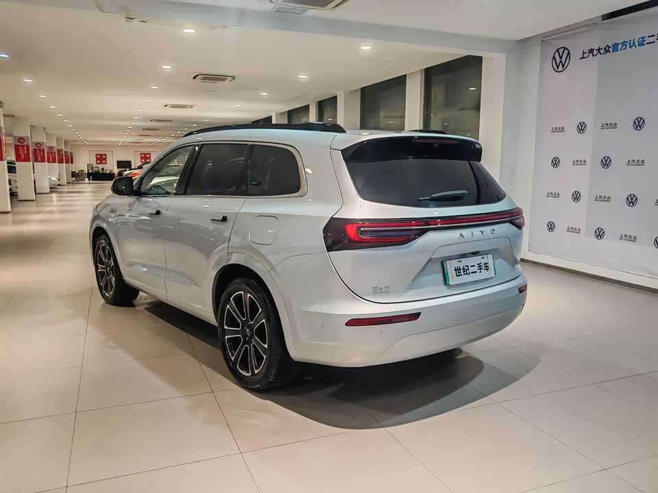 AITO Ask the world M7