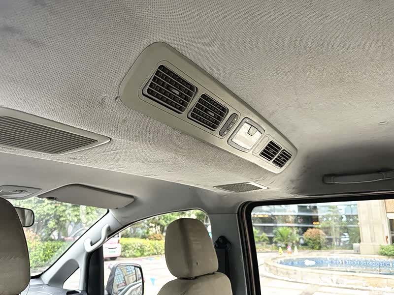 Wuling L3C, 2017 9