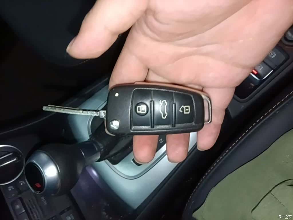 Audi Q3, 2019 9