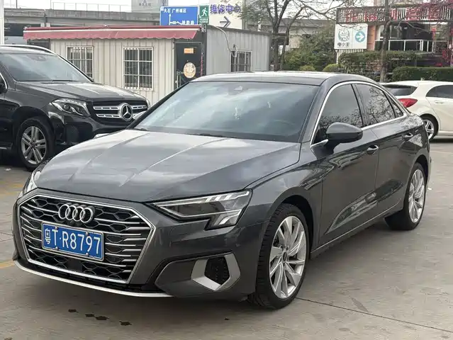 Audi A3 2022 — купить из Китая под заказ