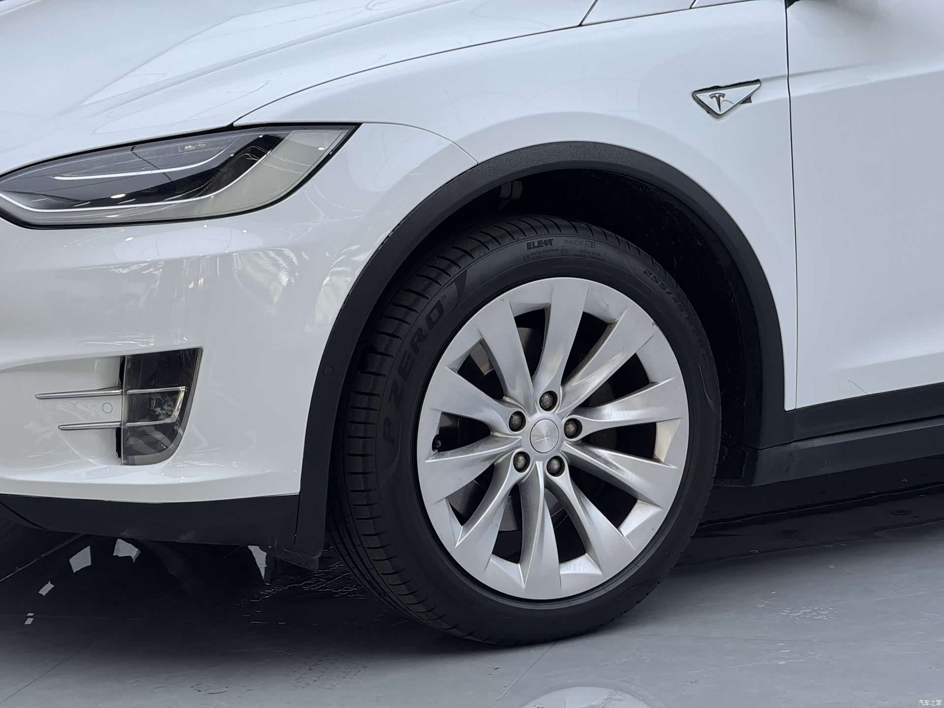 Tesla Model X, 2016 все фото