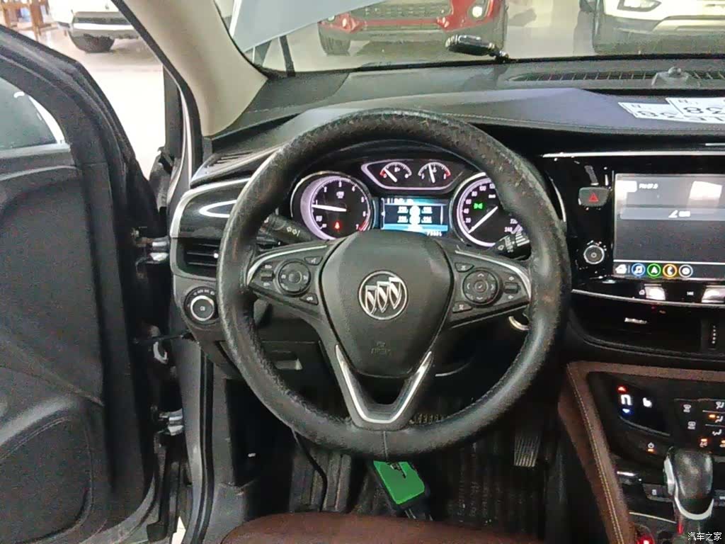 Buick Envision Plus, 2021 11