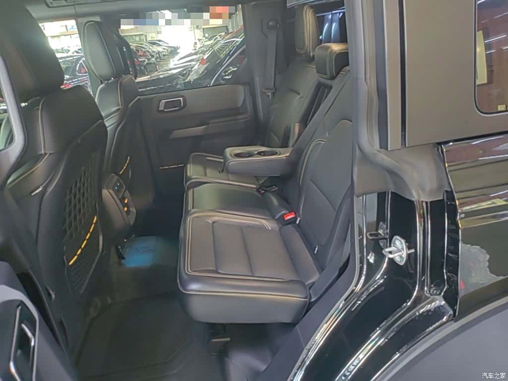 Ford Bronco, 2025 17