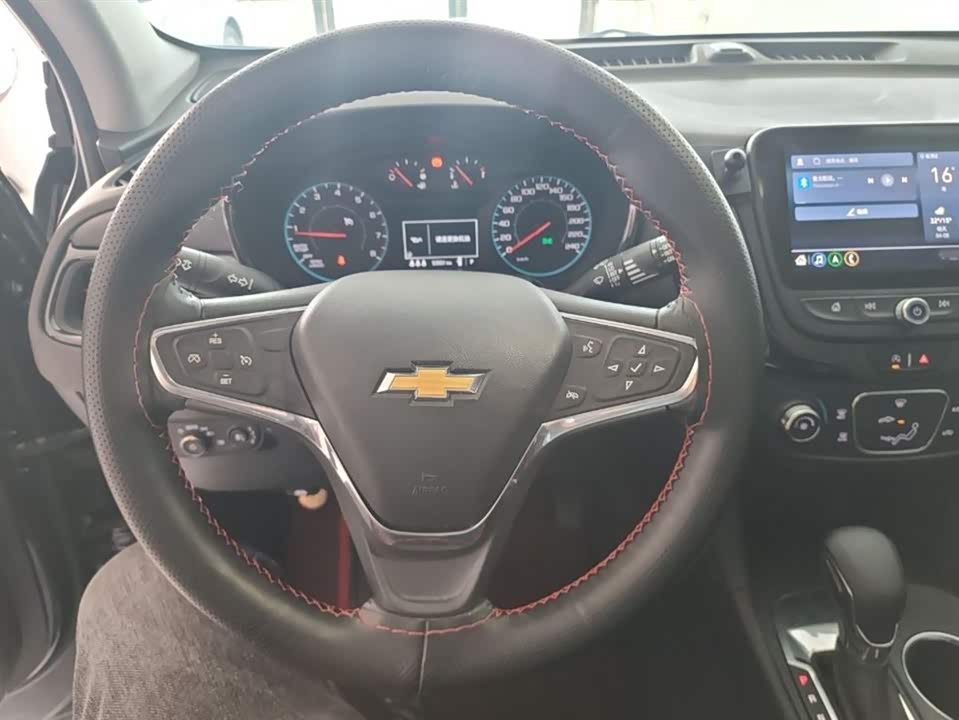Chevrolet Explorer